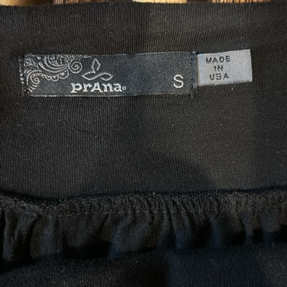 NWOT Woman’s PRANA Skirt, Size Small - Picture 4 of 5